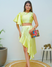 NEON SATIN ROUND NECK TOP